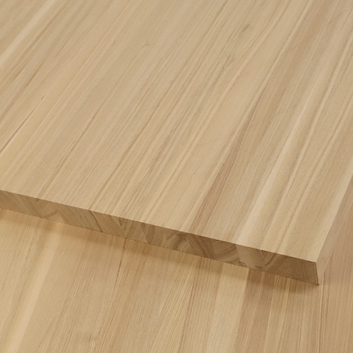 alt="Мебельный щит ясень АВ 40×600×2000 мм — цельноламельный массив"